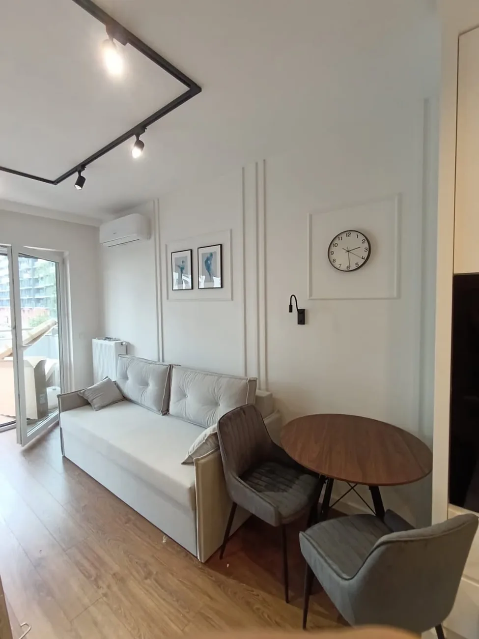 Salon — remont pod klucz